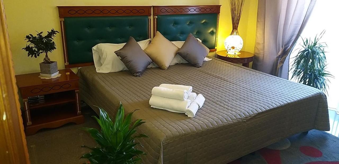 Hotel La Conca Вілла-Сан-Джованні Екстер'єр фото