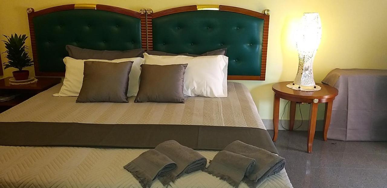 Hotel La Conca Вілла-Сан-Джованні Екстер'єр фото