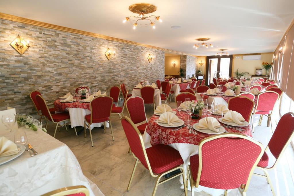 Hotel La Conca Вілла-Сан-Джованні Екстер'єр фото